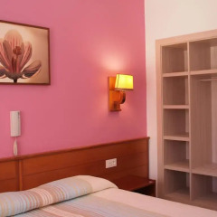 Отель Hostal El Castell Испания, Калафель - отзывы, цены и фото номеров - забронировать отель Hostal El Castell онлайн комната для гостей