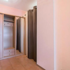 Отель Flathome24 Metro Komendanskiy Prospect Санкт-Петербург удобства в номере фото 2