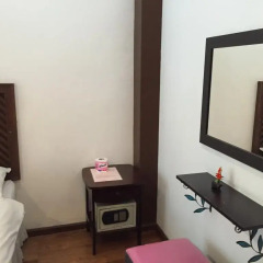 Отель Nawaporn Place Guesthouse 3* Улучшенная студия фото 20
