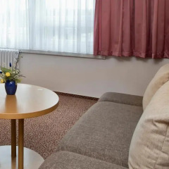 Отель Days Inn Dresden Германия, Дрезден - 2 отзыва об отеле, цены и фото номеров - забронировать отель Days Inn Dresden онлайн комната для гостей фото 5