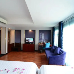 Gia Bao Grand Hotel 3* Стандартный номер с различными типами кроватей фото 13