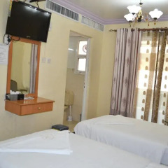 Maaeen Hotel ванная