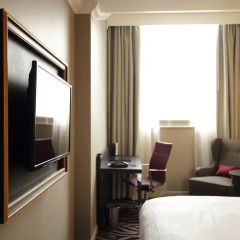 Отель DoubleTree by Hilton Edinburgh City Centre 4* Стандартный номер с различными типами кроватей фото 3