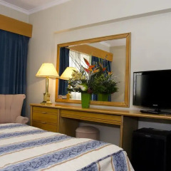 Hotel VIP Executive Zurique 3* Стандартный номер с двуспальной кроватью фото 8