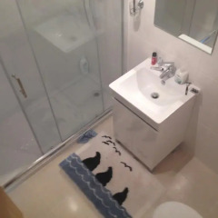 Отель Alveiros Apartamentos Praia dos Aveiros ванная