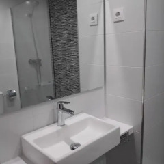 Отель ApartHotel Las Mariposas Испания, Льорет-де-Мар - 1 отзыв об отеле, цены и фото номеров - забронировать отель ApartHotel Las Mariposas онлайн ванная фото 2