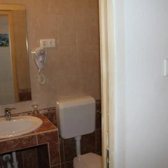 Old Monarchia Hotel 3* Стандартный номер фото 11