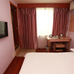 Отель Zhengfu Caotang Decent Inn 2* Номер Делюкс с различными типами кроватей
