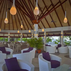 Отель Bandos Maldives гостиничный бар