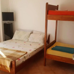 Hakuna Matata Hostel Апартаменты с различными типами кроватей фото 3