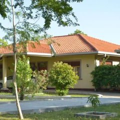 Отель Lake View Bungalow Yala 3* Шале с различными типами кроватей