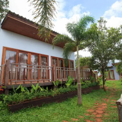 Mayura Hill Hotel & Resort 4* Вилла Делюкс с различными типами кроватей фото 6