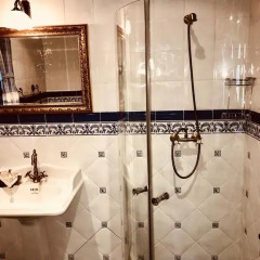 Отель Sharlopova Boutique Guest House - Sauna & Hot Tub 4* Стандартный номер фото 7