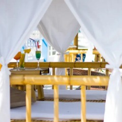 ?Baya Phuket Hotel гостиничный бар