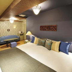 Отель Fukuoka Chapel Coconuts Hotel Ipolani (Adult Only) Япония, Порт Хаката - отзывы, цены и фото номеров - забронировать отель Fukuoka Chapel Coconuts Hotel Ipolani (Adult Only) онлайн комната для гостей фото 2