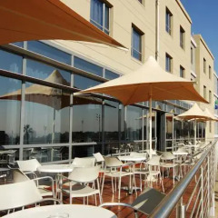 Отель Holiday Inn Express Sandton Woodmead пляж