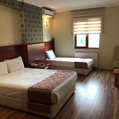 Diamond Hotel 3* Стандартный номер с двуспальной кроватью