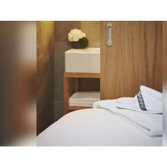 Отель 9Hotel Republique 4* Улучшенный номер с различными типами кроватей фото 11