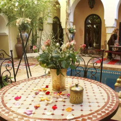 Отель Riad Nabila Марракеш гостиничный бар