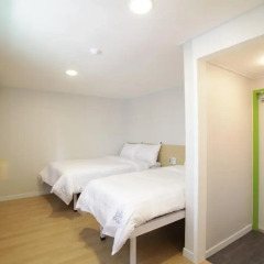 Hotel Sleepy Panda Streamwalk Seoul Jongno 3* Стандартный номер с различными типами кроватей фото 11