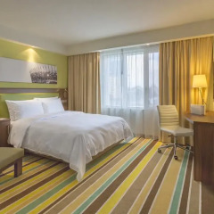 Отель Hampton by Hilton Warsaw City Centre 3* Стандартный номер с двуспальной кроватью фото 5