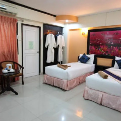 Home Pattaya Hotel 3* Улучшенный номер с различными типами кроватей фото 2