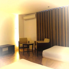 Century Plaza Hotel 2* Улучшенный номер с различными типами кроватей
