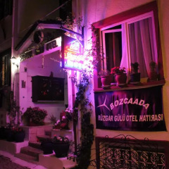 Отель Rüzgargülü Otel Бозджаада удобства в номере фото 2