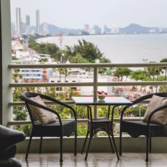Отель View Talay Condominium by Vlad Property Студия с различными типами кроватей фото 5