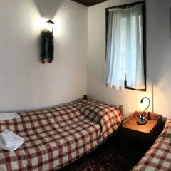 Отель Tacheva Family House - Pool Access Коттедж фото 10