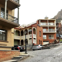 Апартаменты Neighbours Apartments парковка