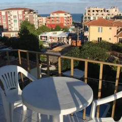 Отель Guest House Central Стандартный номер фото 16