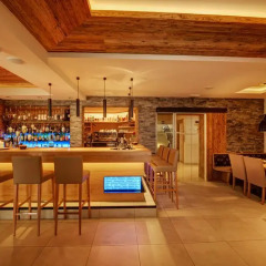 Отель Wiesenhof Gardenresort Горнолыжный курорт Ортлер гостиничный бар