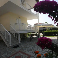 Апартаменты Pavloudis Apartments