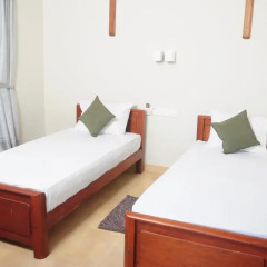 Traveller's Home Hotel 3* Бунгало с различными типами кроватей фото 9