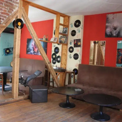 Gramophone Hostel гостиничный бар