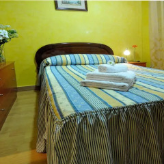 Отель Hostal Naranjos Стандартный номер с различными типами кроватей фото 3