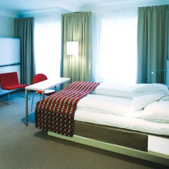 Thon Hotel Astoria 3* Стандартный семейный номер с двуспальной кроватью фото 2