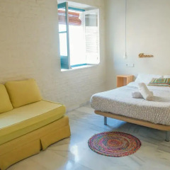 The Nomad Hostel Стандартный номер с двуспальной кроватью