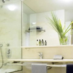 Отель Vidamar Resort Madeira - Half Board Only 5* Улучшенный номер с различными типами кроватей фото 4