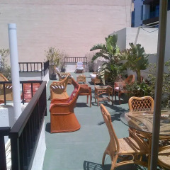 Отель Chez LouLou Guest House Сан Джулианс