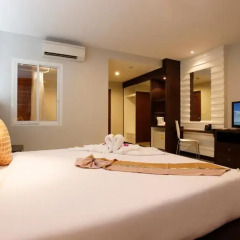 Nize Hotel 3* Стандартный номер с двуспальной кроватью фото 3