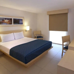 Отель City Express Playa del Carmen 2* Стандартный номер с различными типами кроватей