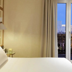 H10 Catalunya Plaza Boutique Hotel 3* Номер Делюкс фото 2