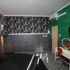 Pop Inn Hostel Стандартный номер с двуспальной кроватью фото 7