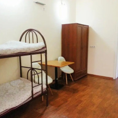 Esentai Hostel Алматы удобства в номере