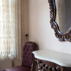 Chambers Of The Boheme - Hostel Кровать в общем номере с двухъярусной кроватью фото 29