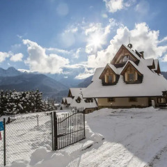 Отель udanypobyt Domy Mountain Premium Косцелиско городской автобус