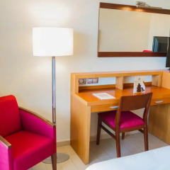 Hotel AR Diamante Beach Spa 4* Стандартный номер с различными типами кроватей фото 3