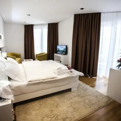 Prestige Hotel Tirana 4* Улучшенный номер с различными типами кроватей фото 2